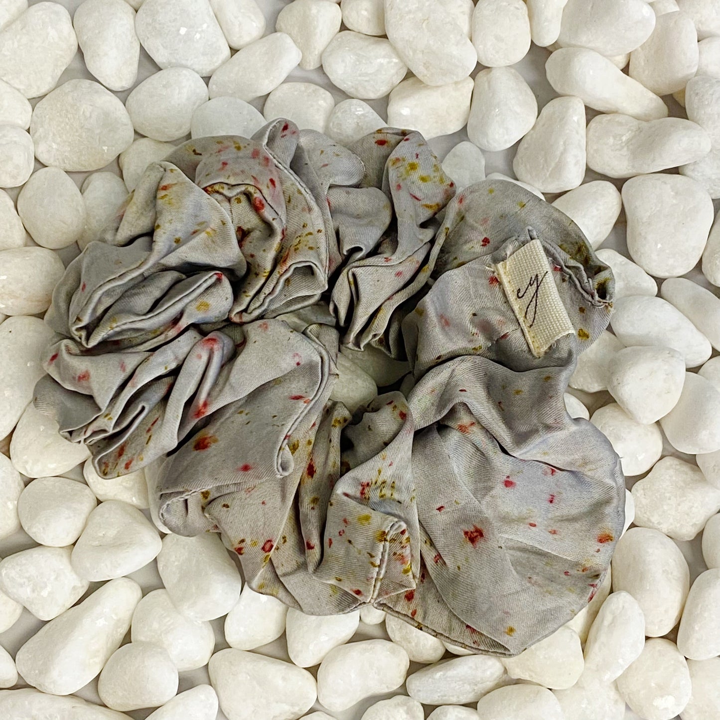 Sustainable Natural Dye Hair Scrunch – Handcrafted Vegan Silk | Plant-Dyed Art