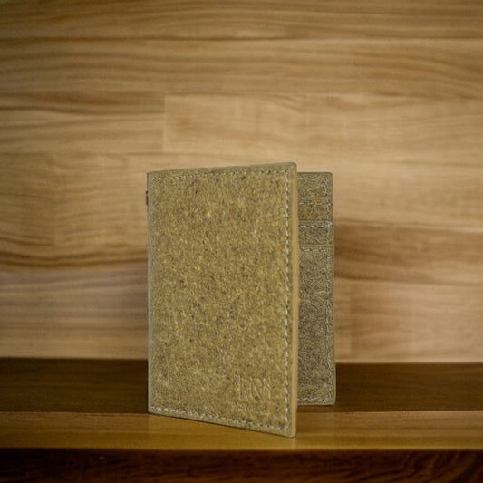 Coconut Leather Card Wallet by IKON SWEDEN – Sustainable BiFold in Beige