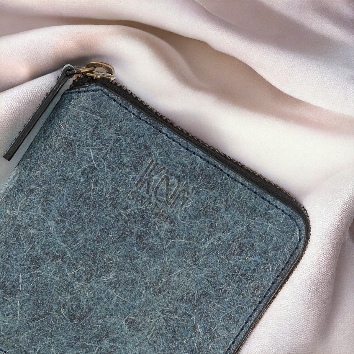 Kochi | Coconut Leather Small Zip Wallet