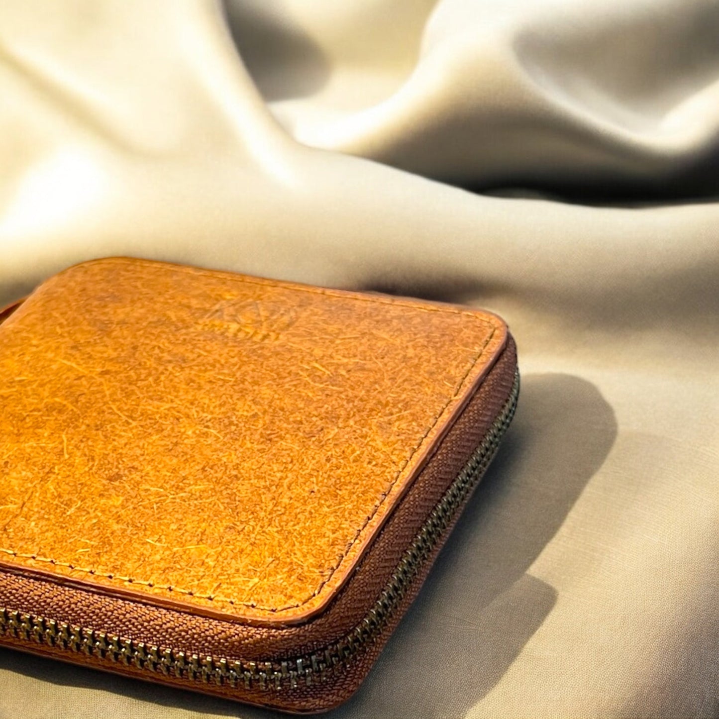 Kochi | Coconut Leather Small Zip Wallet