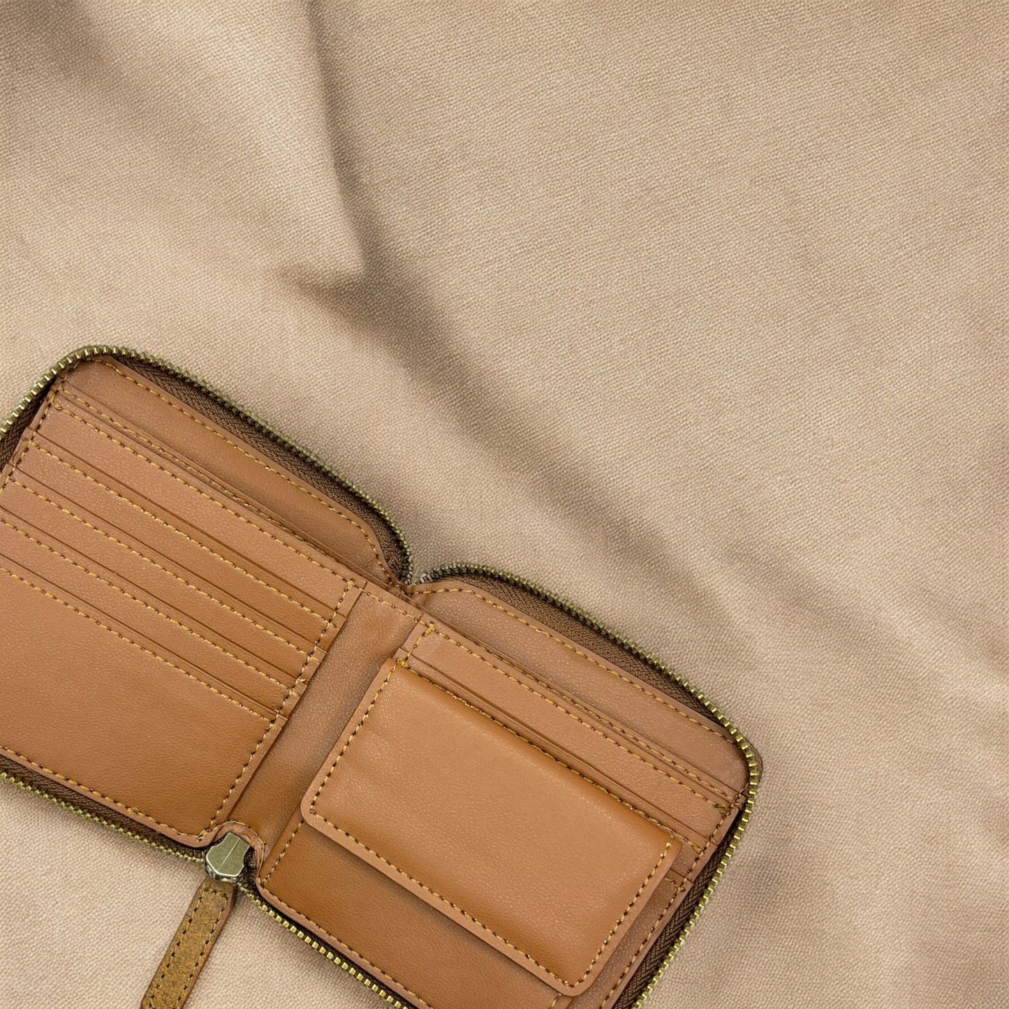 Kochi | Coconut Leather Small Zip Wallet