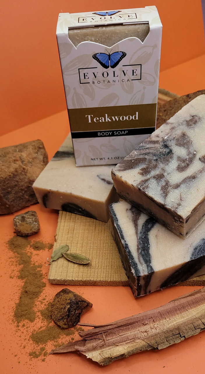 Standard Soap – Teakwood  Earthy. Luxurious. Naturally Crafted