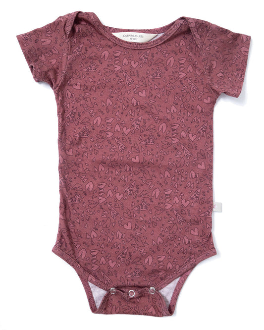 Organic Cotton Onesie – “HEARTS” Design by Adrian Laine (Age 5)