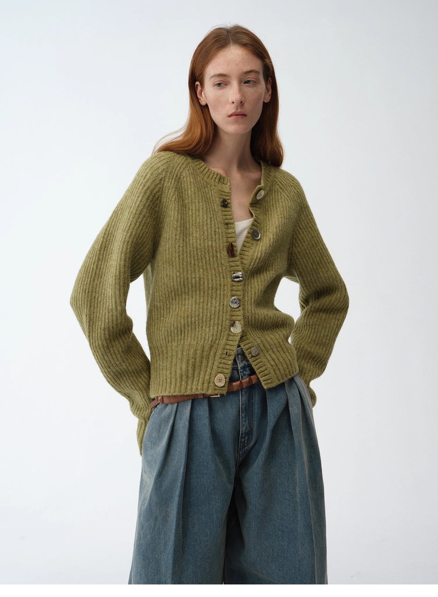 "Hokkaido Weaving Love" Wool Blend Crew Neck Cardigan Top